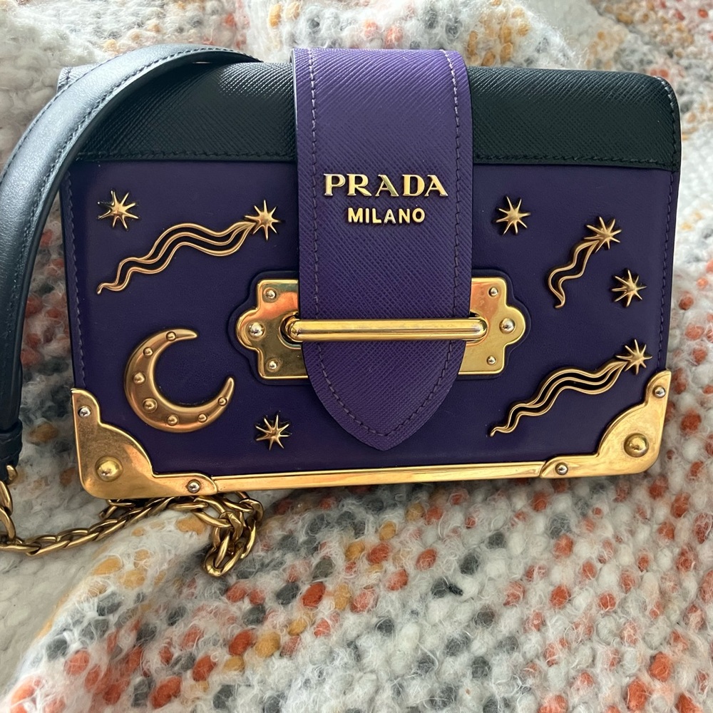 Prada City Calf Astrology Cahier, Viola + Nero. - Picture 1 of 9